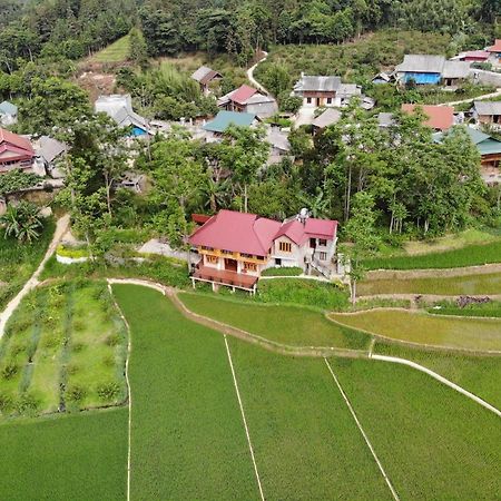 Bac Ha Threeland Homestay ภายนอก รูปภาพ