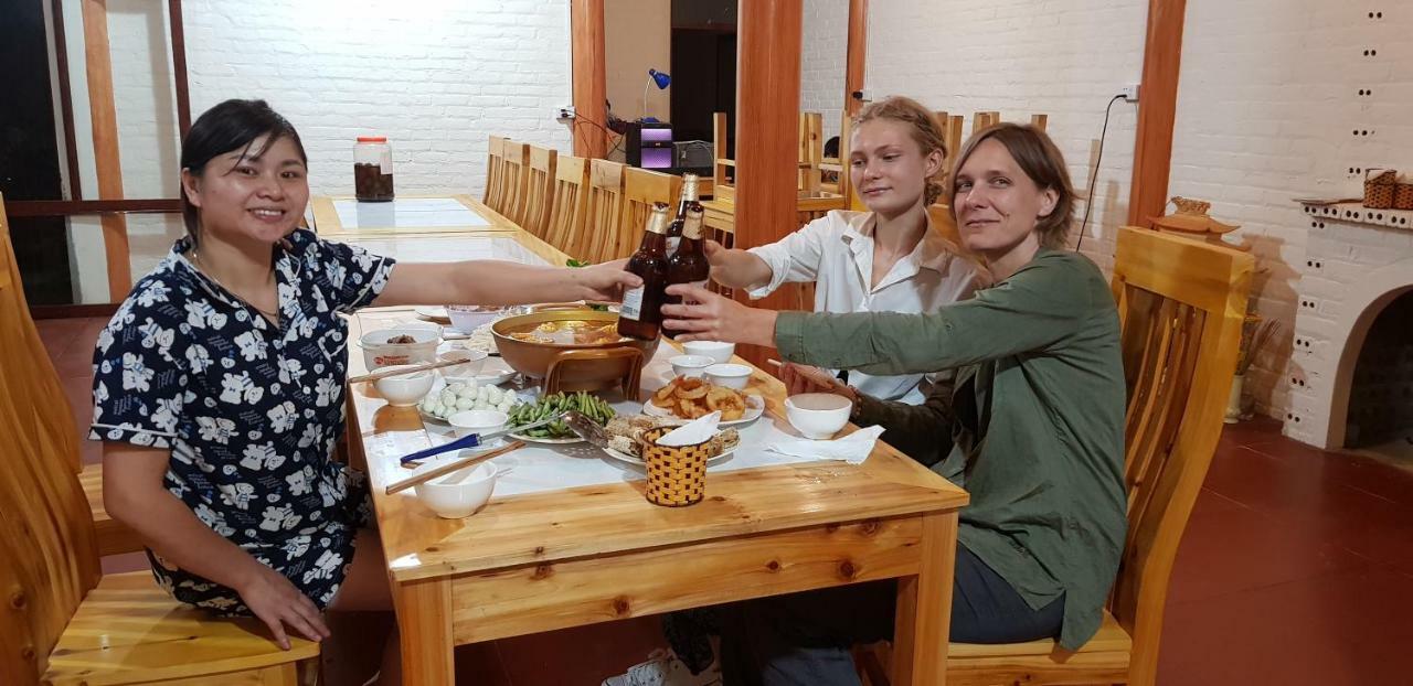 Bac Ha Threeland Homestay ภายนอก รูปภาพ